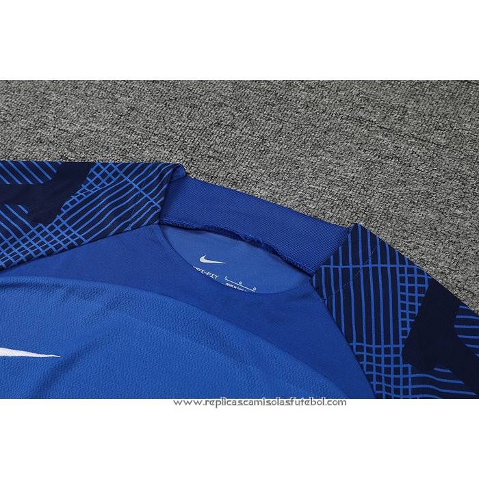 Fato de Treino
 Paris Saint-Germain 2022-2023 Manga Curta
 Azul
 - Calcas Curta
